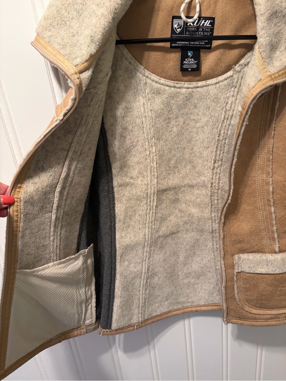 KUHL Dani Sherpa Vest Jacket Tan Almond Faux Leather Wool Fleece Ivory Size M - Picture 14 of 14